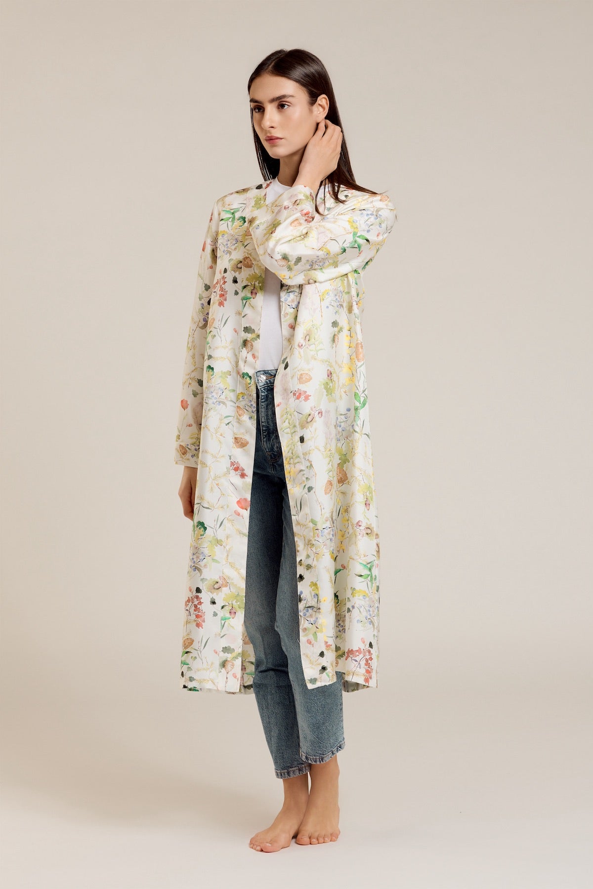 Neroli — Kimono slim in seta con stampa botanica su fondo avorio