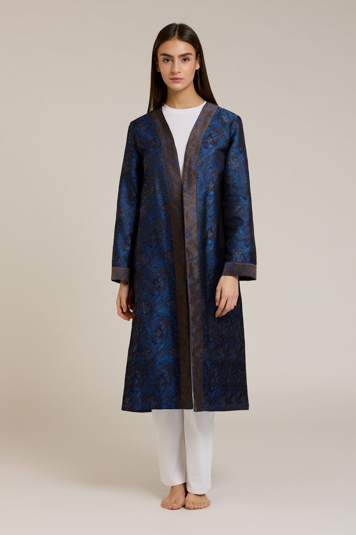 Lapis — Kimono slim in misto seta jacquard, blu profondo con rever bronzo