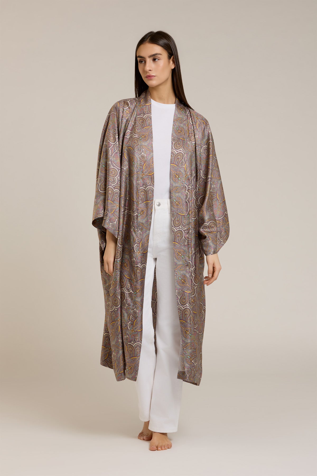Orion Leo — Kimono ampio in seta con stampa paisley malva, oro e verde salvia